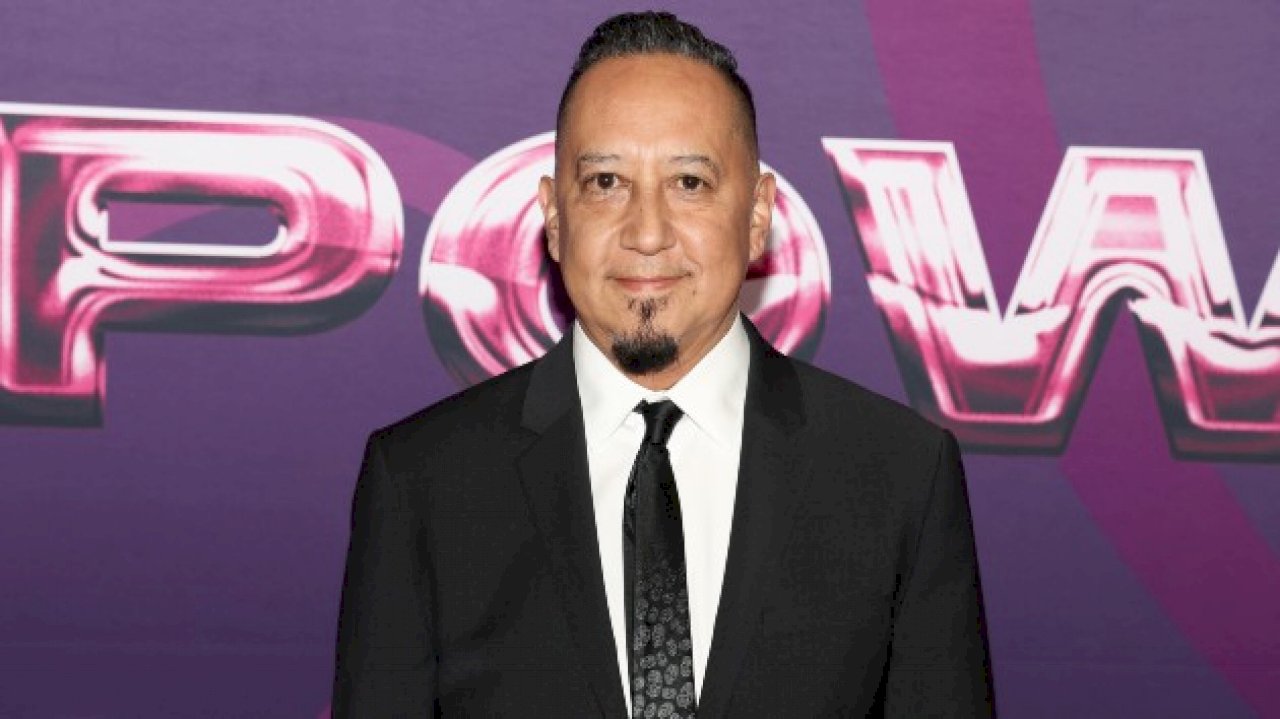 jimmy-kimmel’s-bandleader-cleto-escobedo-iii-dies