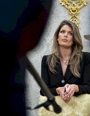 watchdog-group-files-bar-complaint-against-prosecutor-lindsey-halligan-over-comey,-james-cases