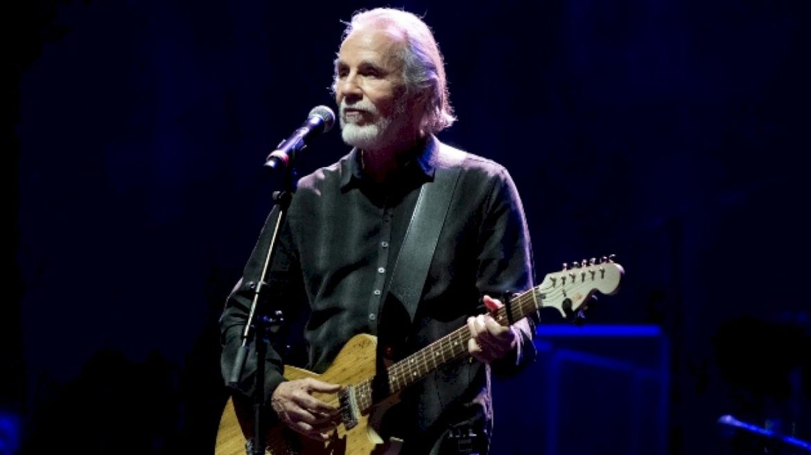 neil-young,-jackson-browne-among-the-2025-folk-americana-roots-hall-of-fame-inductees