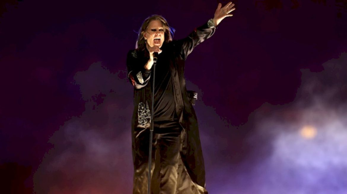 ozzy-osbourne-was-hospitalized-two-weeks-before-back-to-the-beginning-concert,-says-family