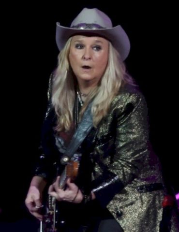 melissa-etheridge’s-rock-jam-gala-raises-over-$1-million-for-research-to-treat-opioid-use-disorder
