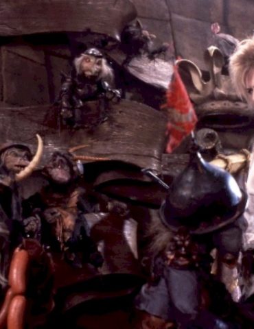 ‘labyrinth’,-starring-david-bowie,-to-return-to-theaters-in-january