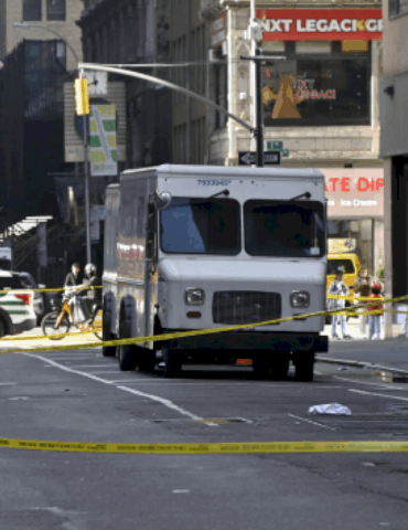 suspect-sought-as-new-york-jets-player-kris-boyd-in-critical-condition-after-shooting