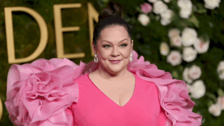 melissa-mccarthy,-josh-o’connor-and-ariana-grande-to-host-‘saturday-night-live’
