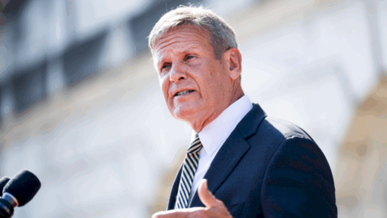 judge-temporarily-blocks-deployment-of-national-guard-into-memphis