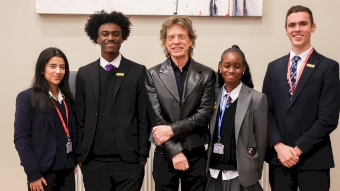 mick-jagger-pays-visit-to-his-old-grammar-school