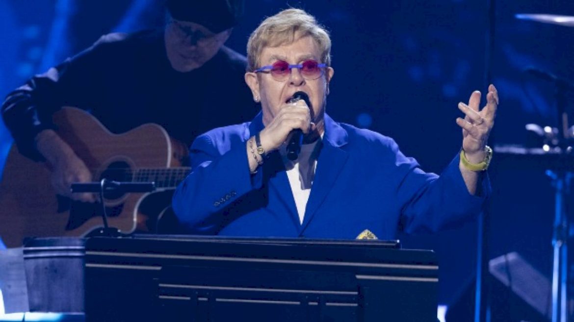 elton-john-to-headline-rock-in-rio,-‘can’t-wait’-to-start-making-‘much-more-commercial’-record