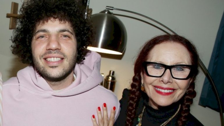 selena-gomez’s-mother-in-law-victim-of-burglary-in-la