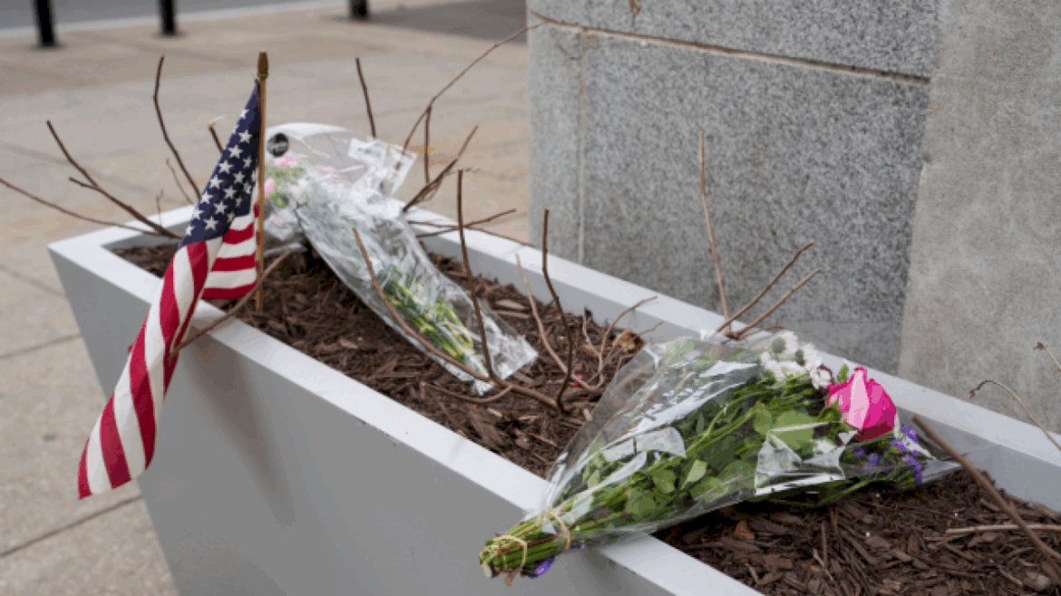 1-of-2-national-guard-members-wounded-in-‘targeted-shooting’-has-died,-trump-says