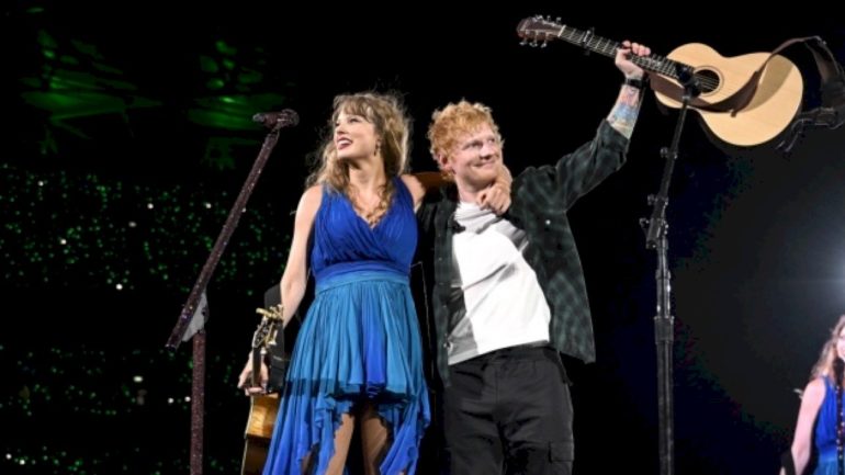 ed-sheeran-refuses-to-get-a-phone,-even-after-missing-taylor-swift’s-engagement-news