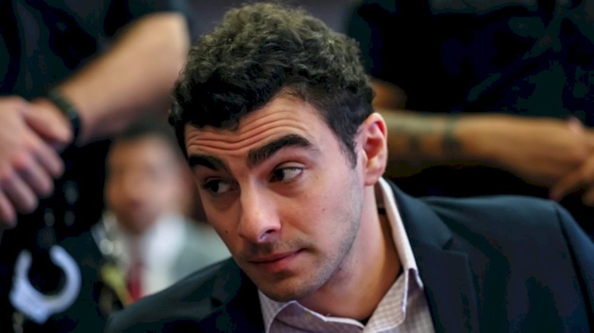 ‘i-knew-it-was-him-immediately,’-officer-who-found-luigi-mangione-testifies-at-evidence-hearing