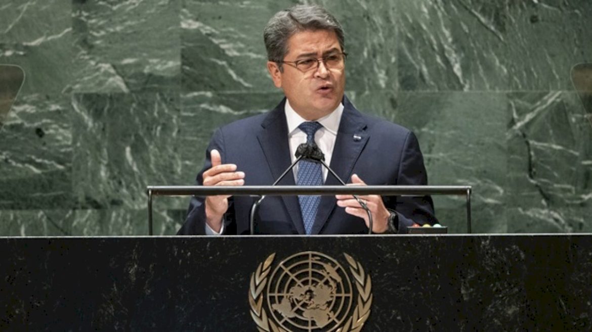 former-honduran-president-juan-orlando-hernandez-freed-from-prison-after-trump-pardons-drug-trafficking-conviction