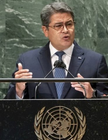 former-honduran-president-juan-orlando-hernandez-freed-from-prison-after-trump-pardons-drug-trafficking-conviction