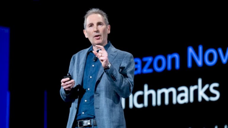 amazon-layoffs-highlight-impact-of-ai,-some-experts-say:-‘wake-up-call’