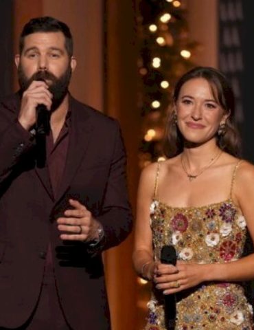 ring-in-the-season-tuesday-night-with-jordan-davis,-lauren-daigle-&-‘cma-country-christmas’