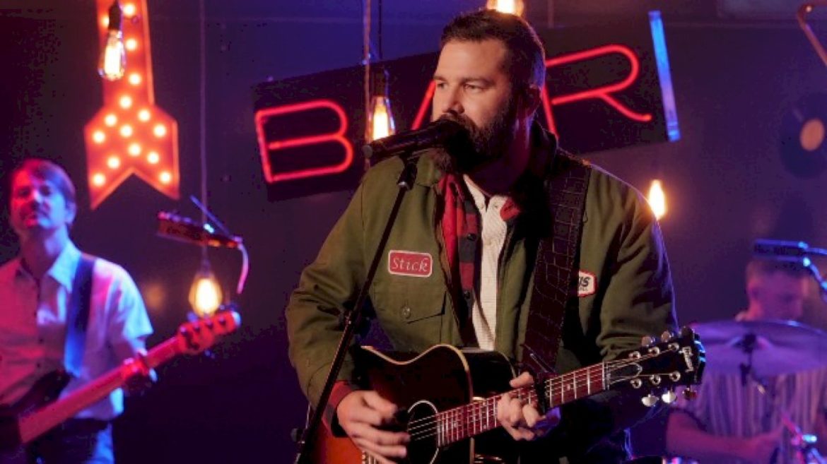 jordan-davis,-old-dominion-offer-one-of-a-kind-collectibles-for-charity-auction