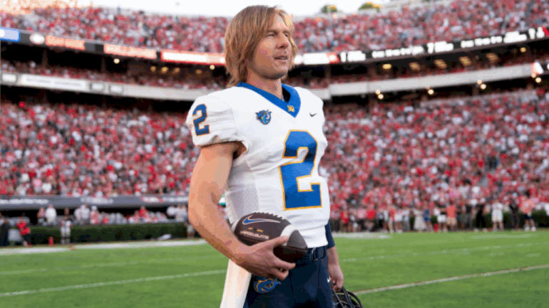 ‘chad-powers’-renewed-for-season-2-at-hulu