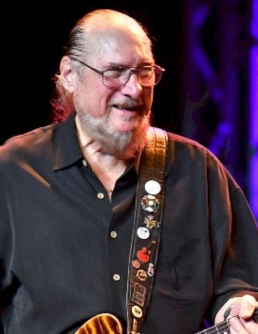 booker-t-and-the-mg.’s-guitarist-steve-cropper-dies-at-84