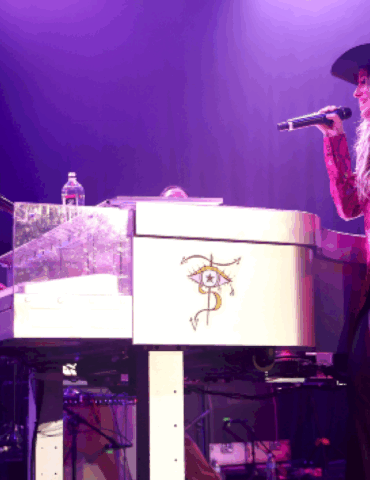 lainey-wilson’s-a-‘wild-woman’-on-new-track-with-aerosmith-and-yungblud:-listen-now