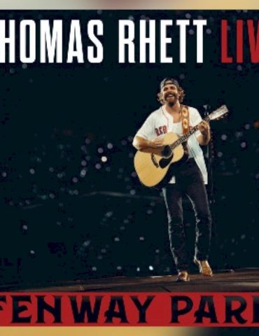 thomas-rhett-releases-‘live-from-fenway-park’-ep