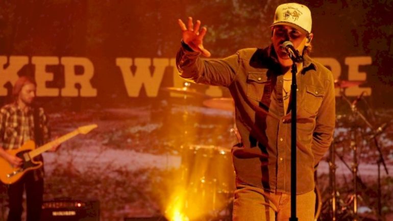 new-music-friday:-tucker-wetmore,-luke-combs-and-more