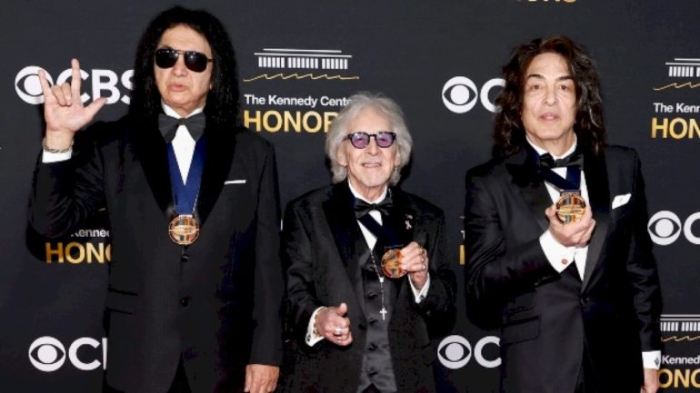 kiss-receives-kennedy-center-honors-in-washington,-dc
