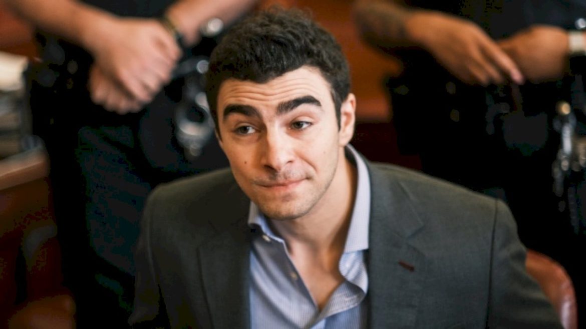 1-year-after-his-arrest,-testimony-continues-in-luigi-mangione’s-evidence-hearing