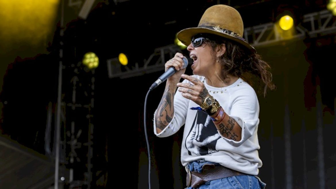 that’s-‘what’s-up’:-4-non-blondes-to-release-first-album-in-over-30-years