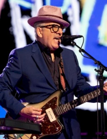 elvis-costello-to-appear-on-mgm+-series-‘words-+-music’
