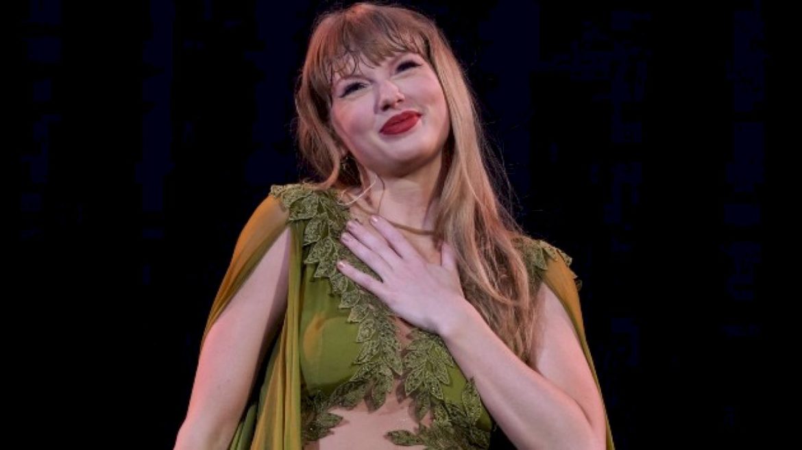 get-in-your-mocktail-era:-toast-taylor-swift’s-new-docuseries-—-and-her-birthday