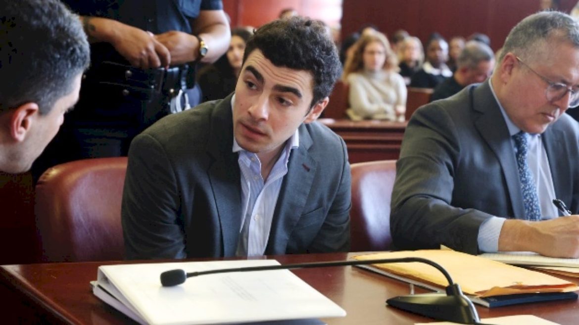 another-officer-testifies-on-day-7-of-luigi-mangione’s-evidence-suppression-hearing