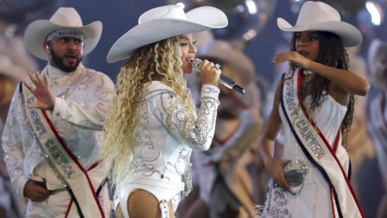 beyonce,-the-weeknd,-lady-gaga-are-tops-on-‘pollstar’-year-end-touring-lists