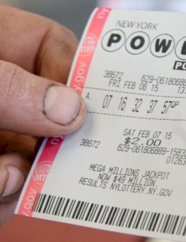 powerball-jackpot-climbs-to-$1.1-billion-just-10-days-before-christmas