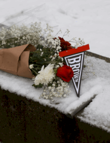 anxiety-level-‘has-risen’-amid-manhunt-in-brown-mass-shooting,-mayor-says