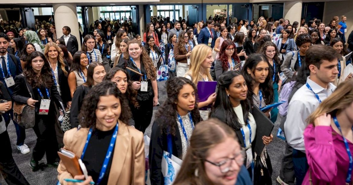 from-student-to-recruiting-engineer:-takeaways-from-swe’s-annual-conferences