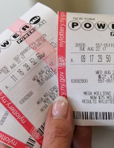 powerball-jackpot-surges-to-$1.25-billion-ahead-of-wednesday’s-drawing