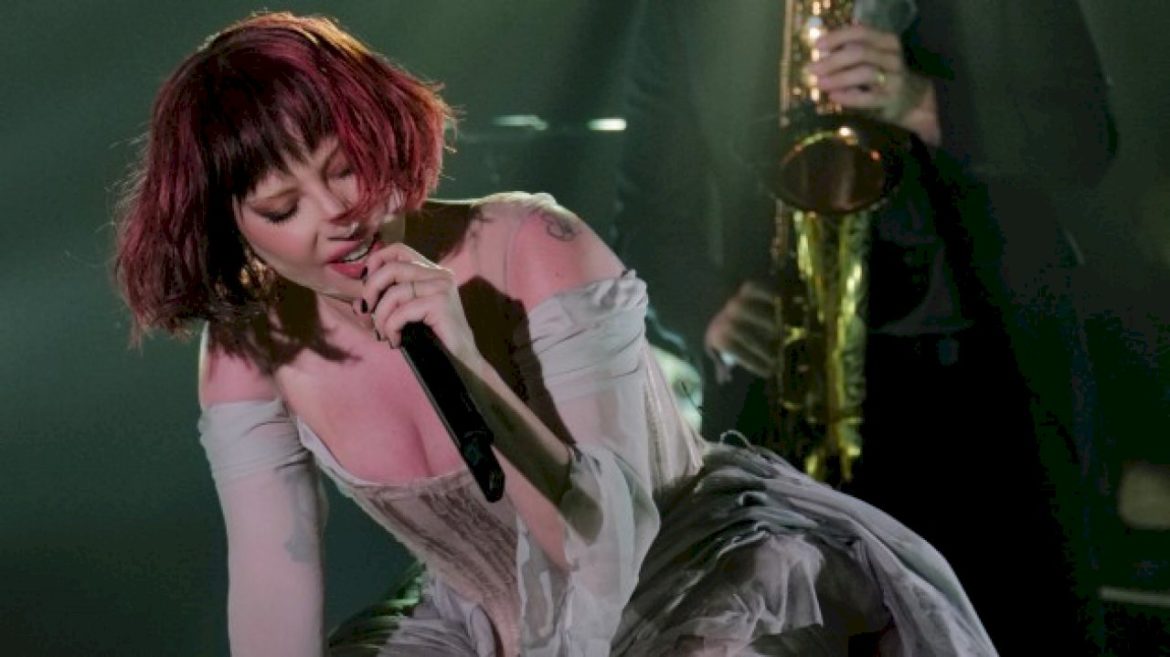 lady-gaga-teases-possible-release-of-‘harlequin’-concert