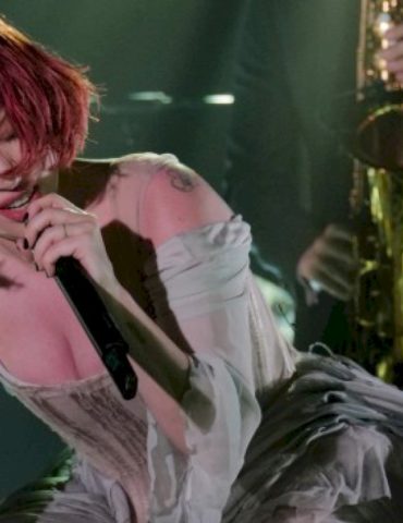 lady-gaga-teases-possible-release-of-‘harlequin’-concert