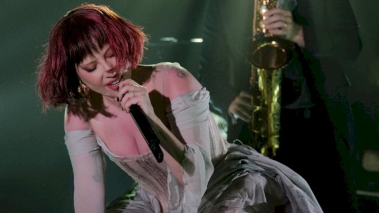 lady-gaga-teases-possible-release-of-‘harlequin’-concert