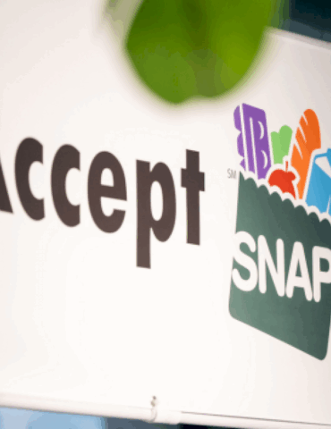 2-men-arrested-for-allegedly-trafficking-nearly-$7-million-worth-of-snap-benefits:-officials