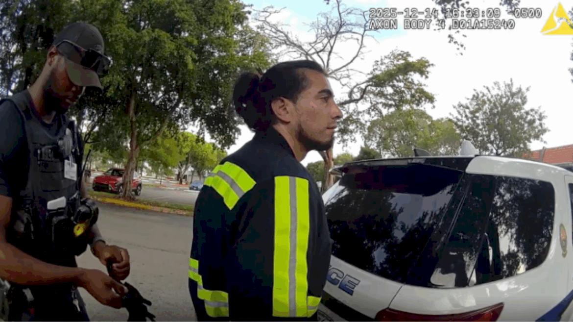 tow-truck-driver-allegedly-towed-car-with-child-inside,-who-falls-out-of-vehicle