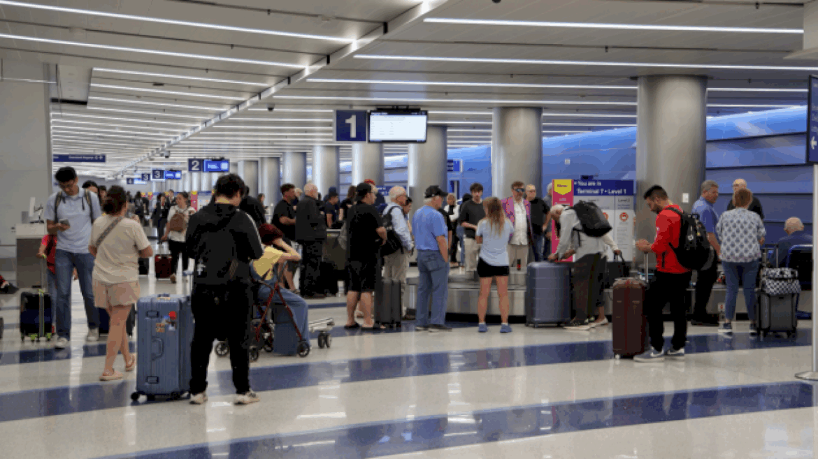 holiday-travel-forecast:-when-to-fly,-drive-this-christmas-and-new-year’s