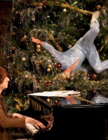 yes,-benson-boone-approves-of-‘snl’-poking-fun-at-him