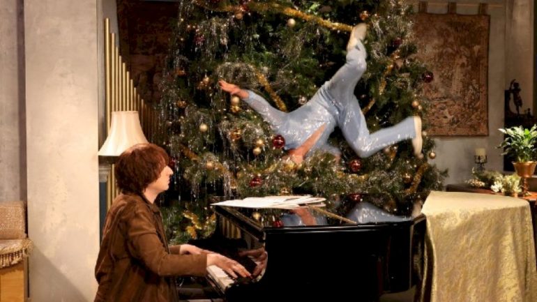 yes,-benson-boone-approves-of-‘snl’-poking-fun-at-him