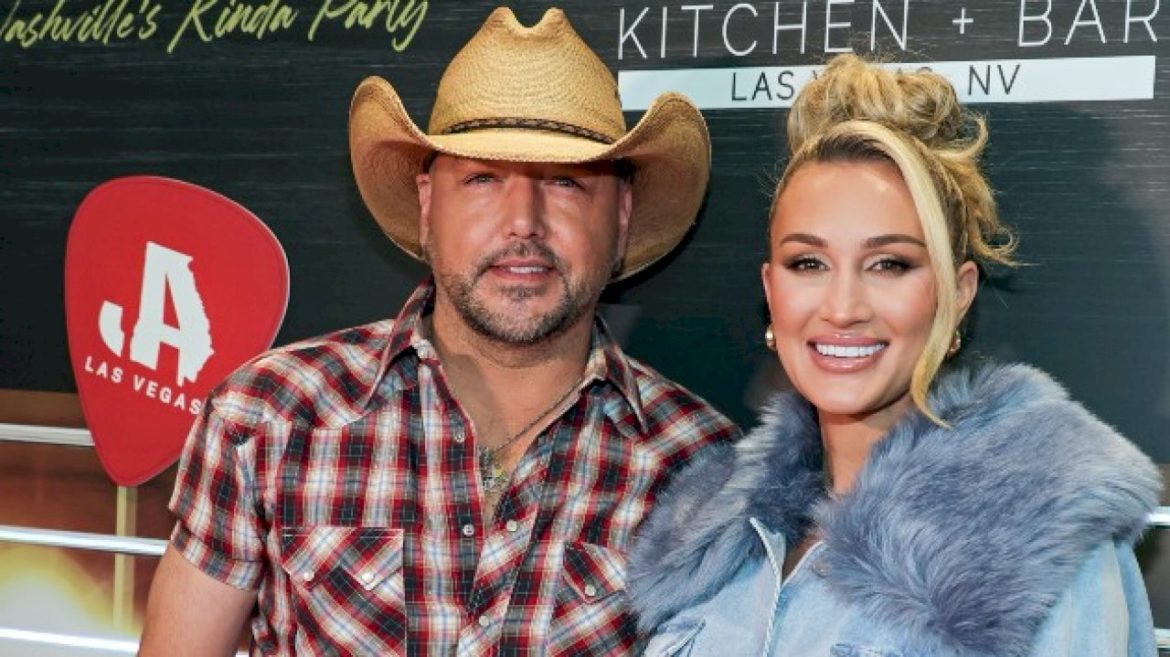jason-aldean’s-family-grows-by-one-puppy-—-and-one-pig