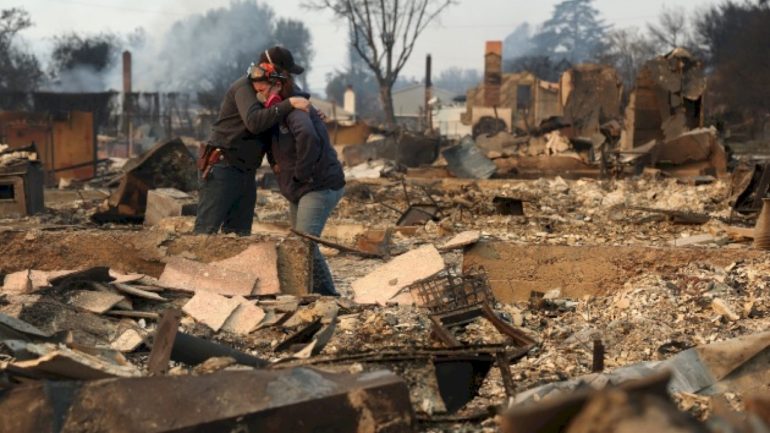 wildfires,-floods-and-extreme-heat:-these-are-the-biggest-weather-stories-of-2025