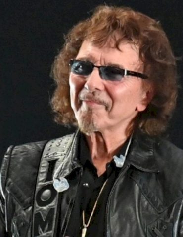 black-sabbath’s-tony-iommi-says-new-solo-album-is-‘definitely’-coming-out-in-2026