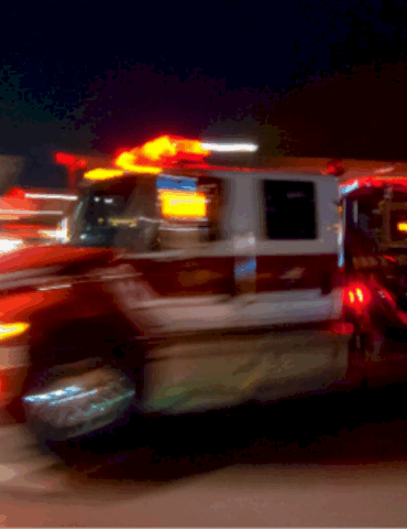 more-than-100-firefighters-battle-massive-blaze-in-denver