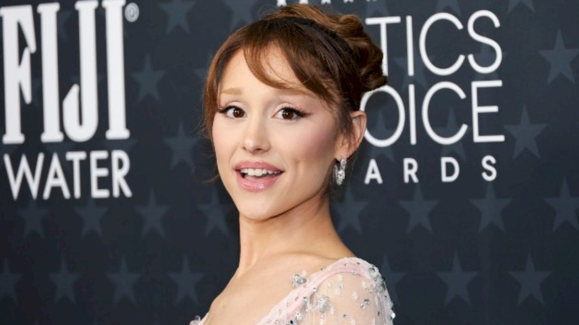 ariana-grande’s-not-sure-if-adding-glinda-songs-to-upcoming-tour-will-‘make-sense’:-‘we’ll-have-to-see’