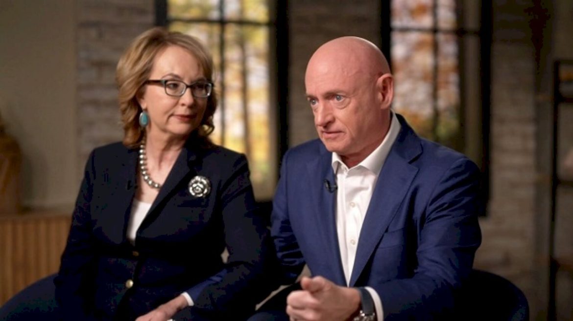 ‘absolutely-not’:-kelly-says-he-wouldn’t-change-troop-message-or-‘back-down’-after-censure